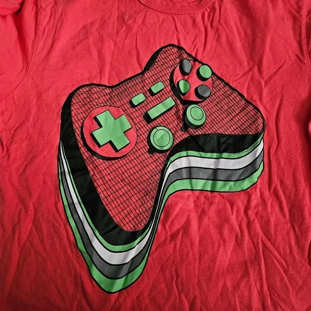 The Children's Place Boy's Size XL Green and Coral Graphic Tees